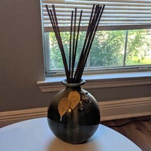 Decorative vase